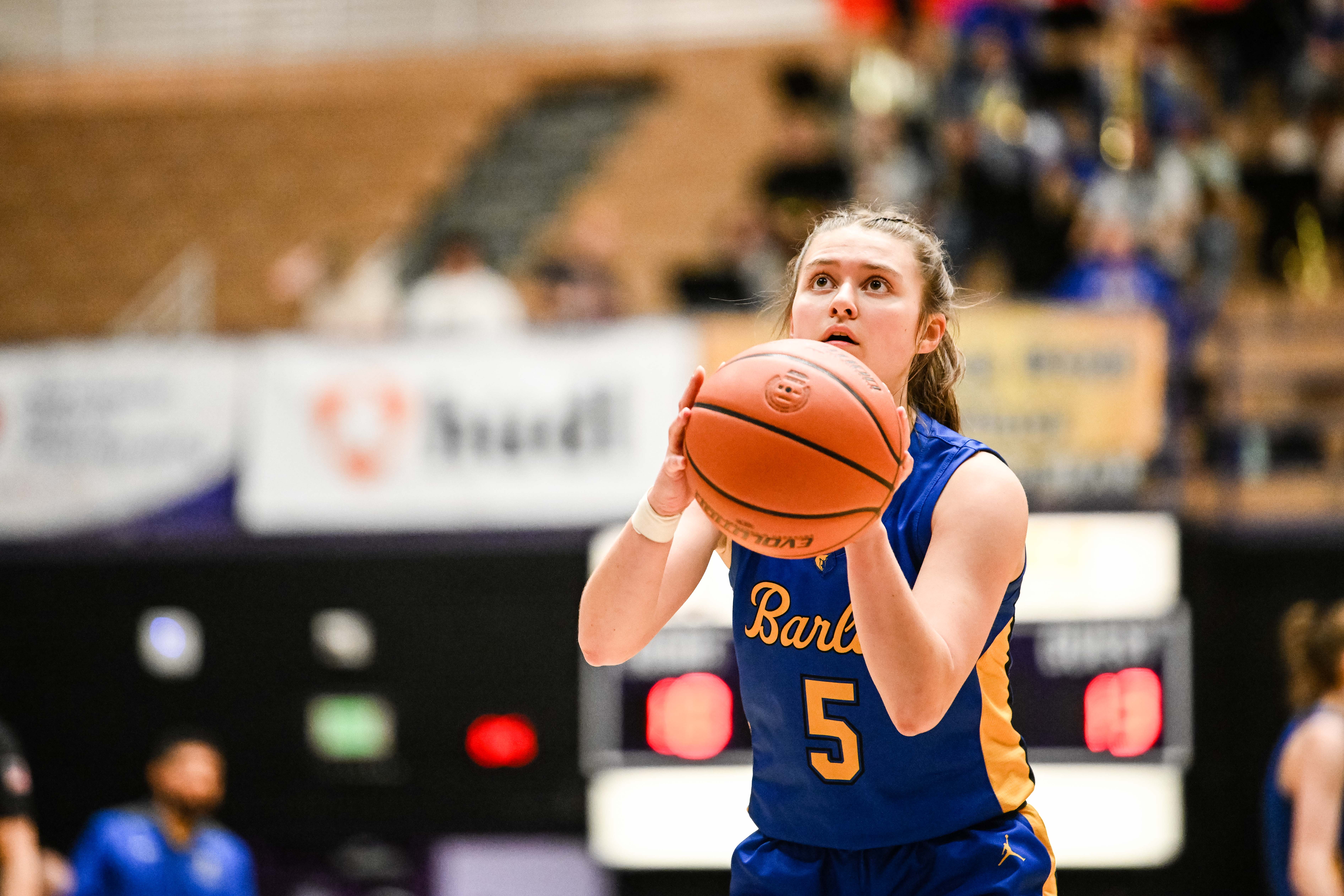 Barlow Tualatin 6A Oregon girls basketball quarterfinal Naji Saker -52